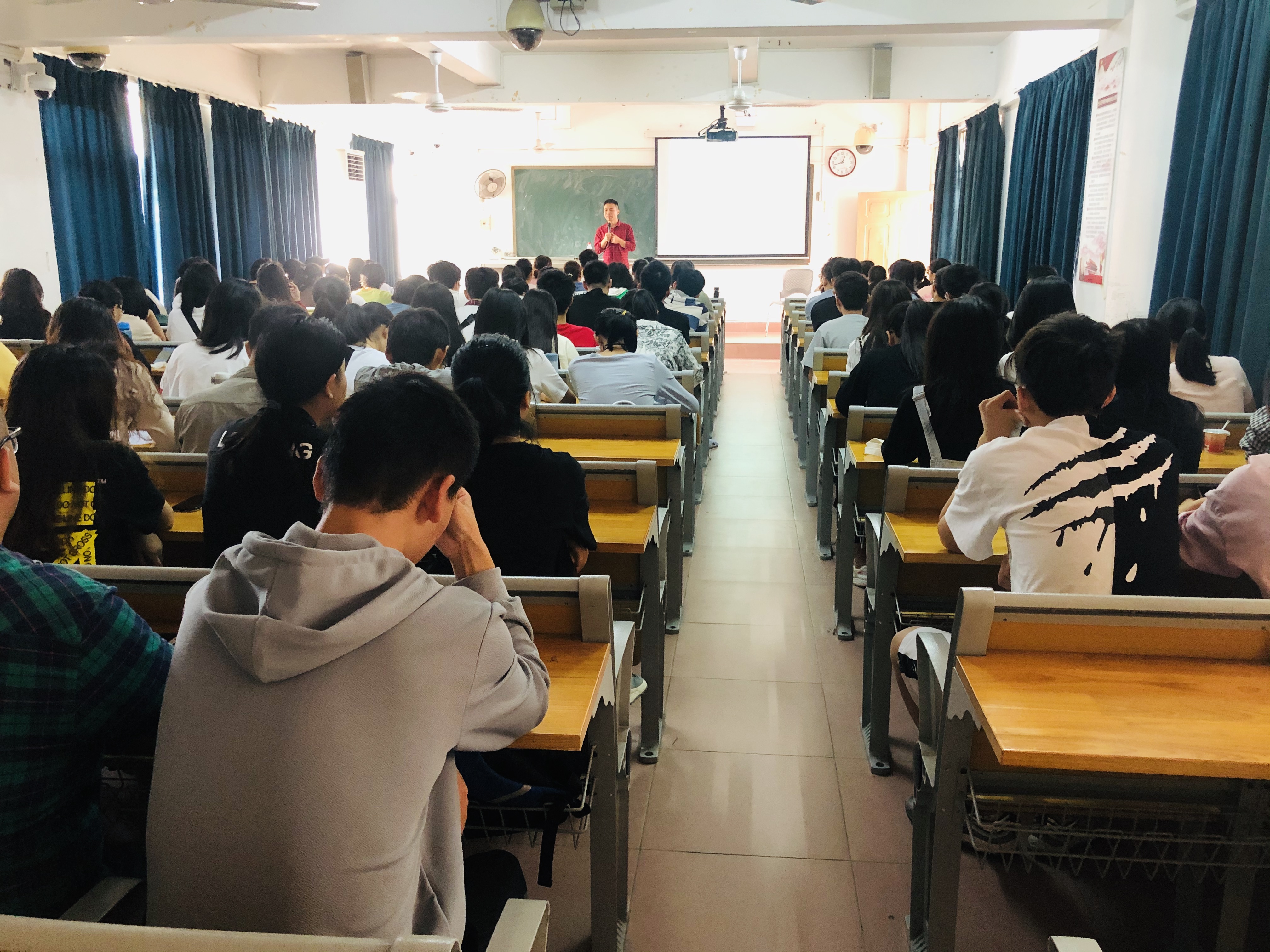 心理学院举办校庆系列活动