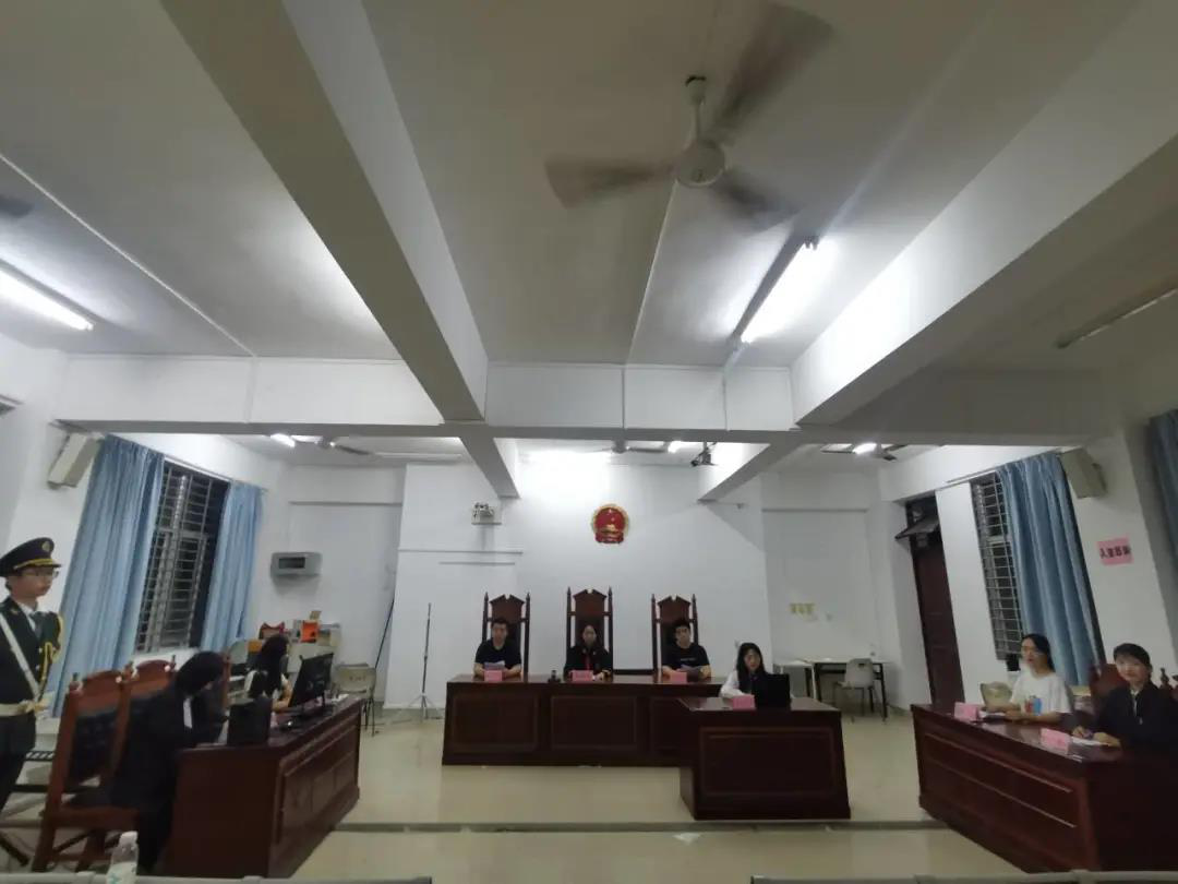 法学院丨“大学生启航计划”之模拟法庭活动