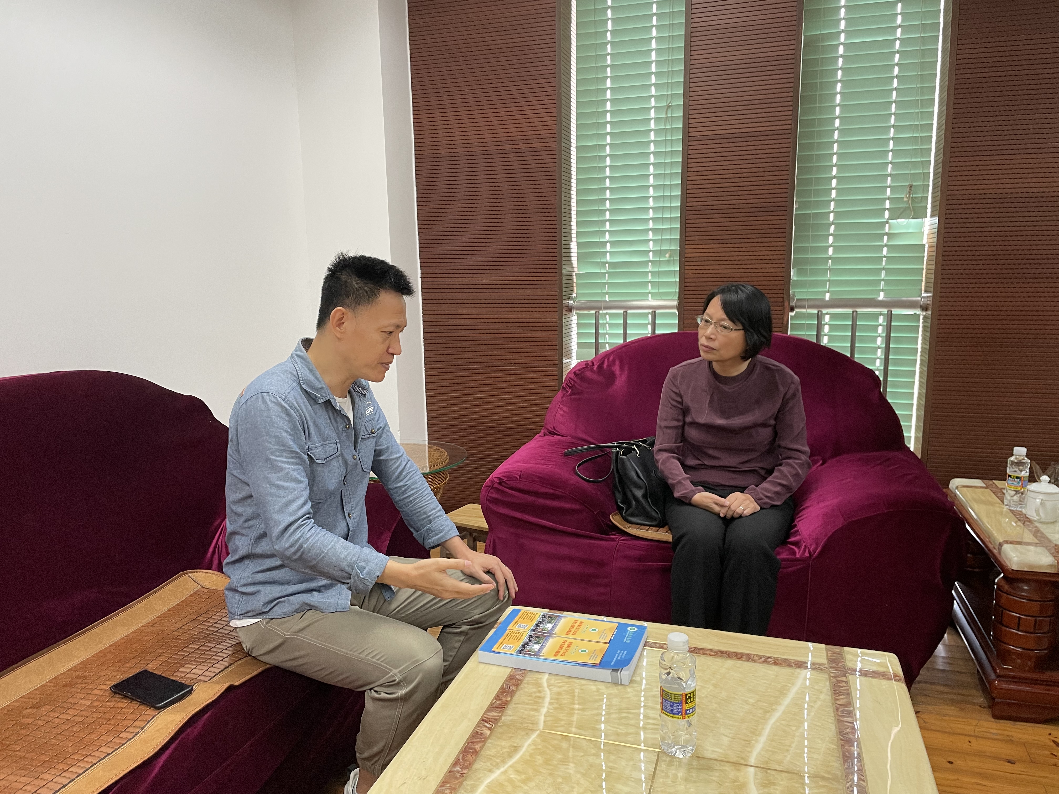 校党委副书记刁晓平一行到海南海南省歌舞剧院开展访企拓岗促就业专项行动