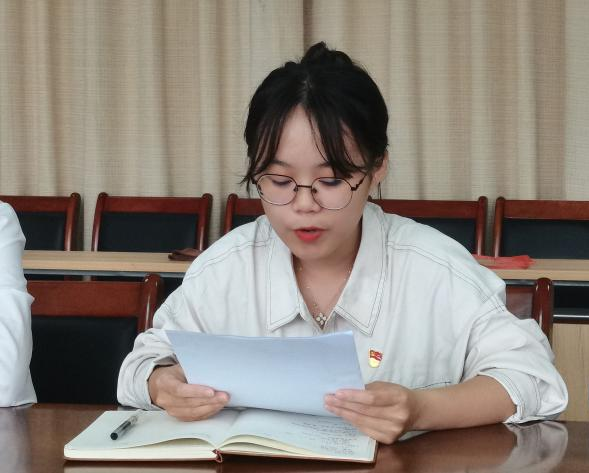 史苑党萃丨历史文化学院本科生党支部召开组织生活会