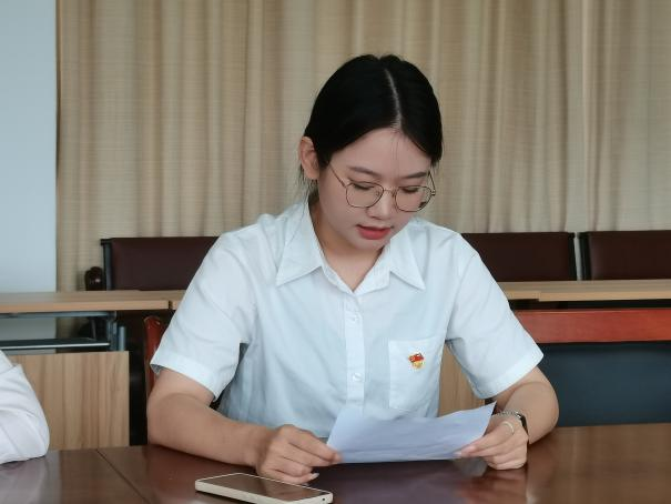 史苑党萃丨历史文化学院本科生党支部召开组织生活会