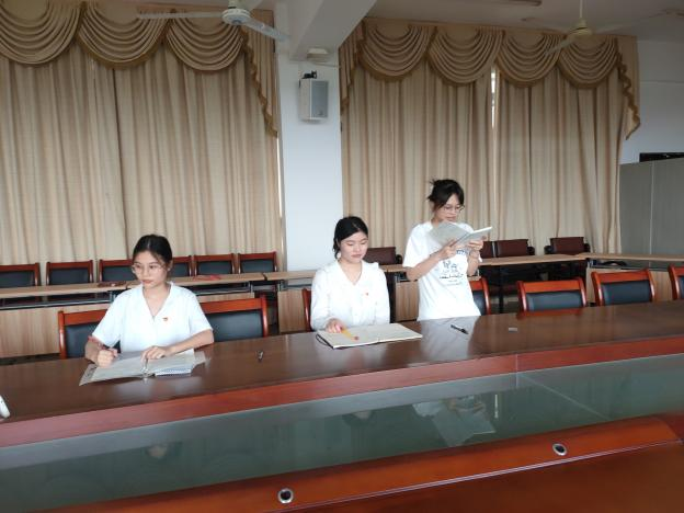 史苑党萃丨历史文化学院本科生党支部召开组织生活会