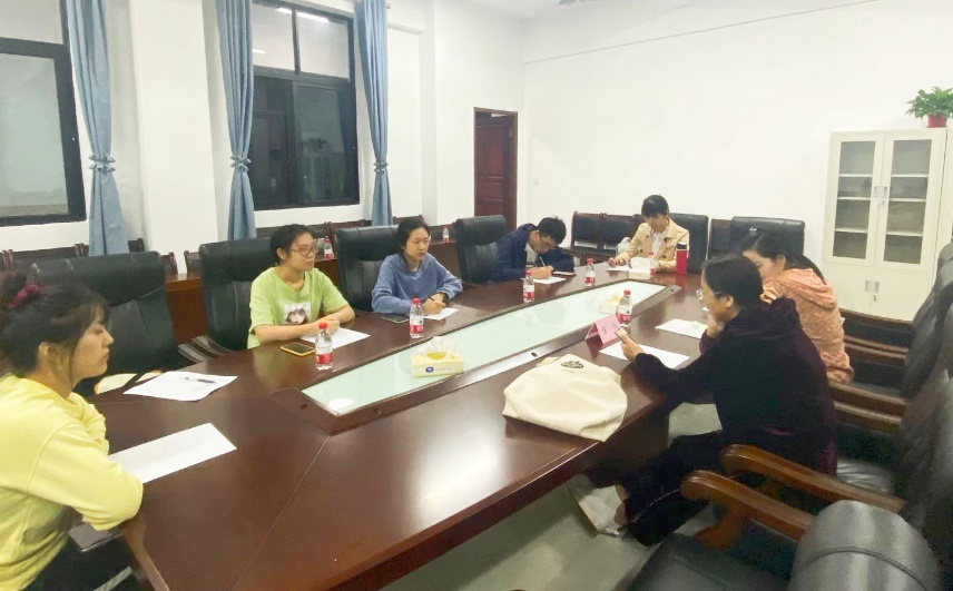 我院召开研究生教学工作座谈会