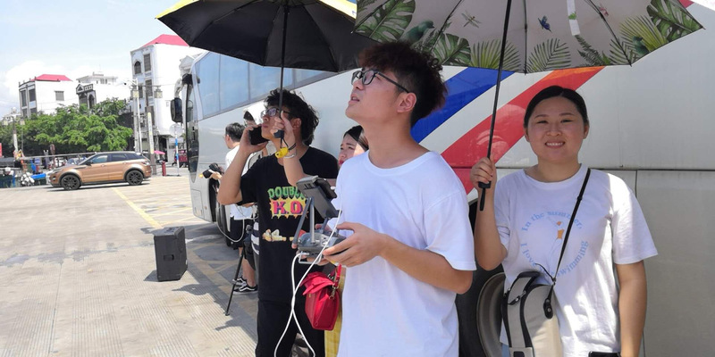 挥洒汗水,书写青春---新传院中俄联合编导专业创新创业实践周见习采风记