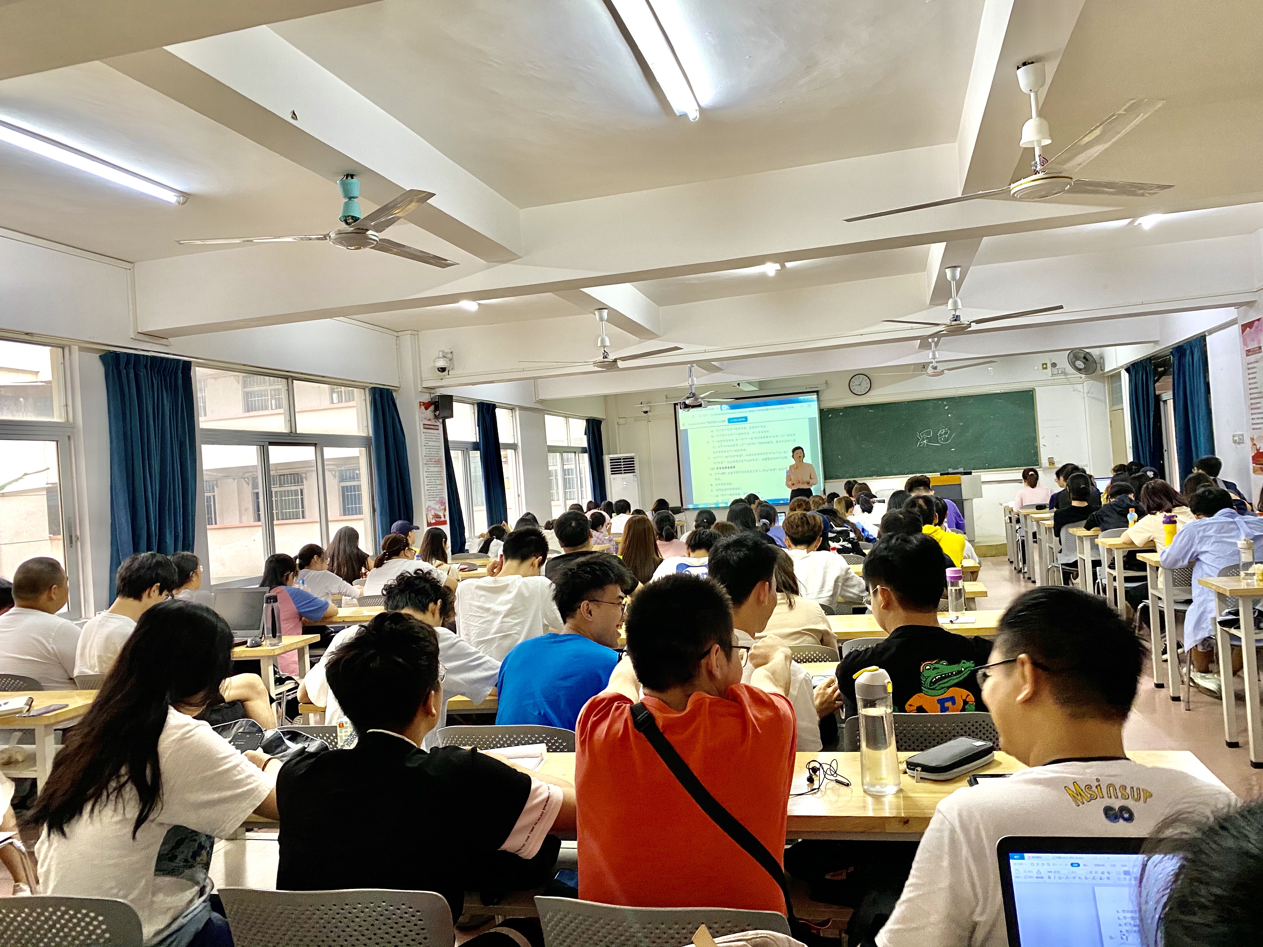我院程叶青教授承担的建档立卡数据质量评估海南省实地核查项目启动