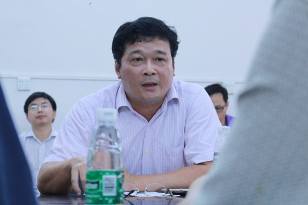 温强副校长参加物理与电子工程学院领导班子述职会