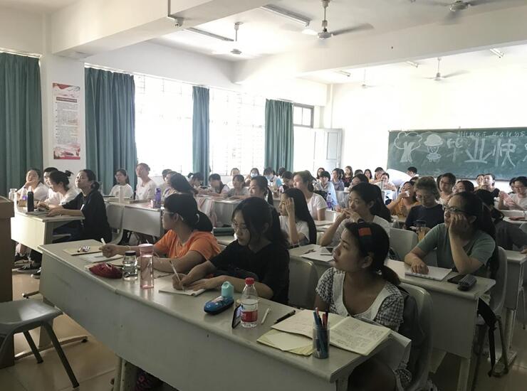 青年之声·文学院“天涯人文:弘扬中华优秀传统文化”系列讲座