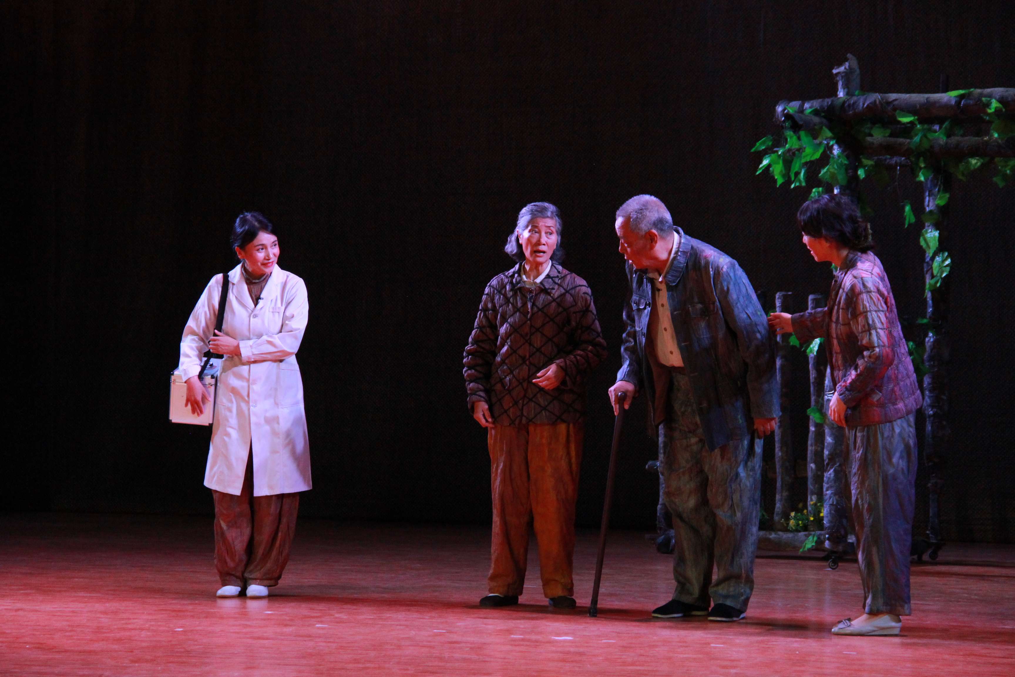 2023年国家高雅艺术进校园——话剧《生命如歌》在我校上演