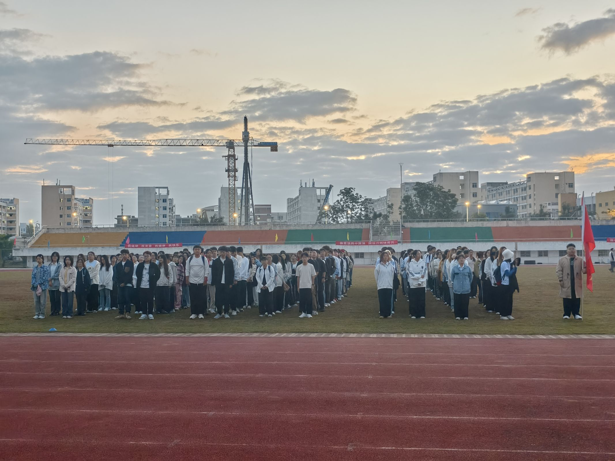 法治精神 精彩呈“宪” 法学院学生开展宪法专题学习宣传活动