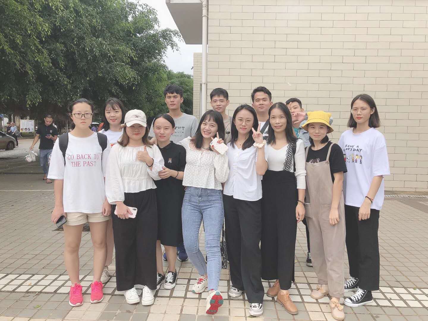 法学院第一批实习生赴三亚市城郊人民法院实习