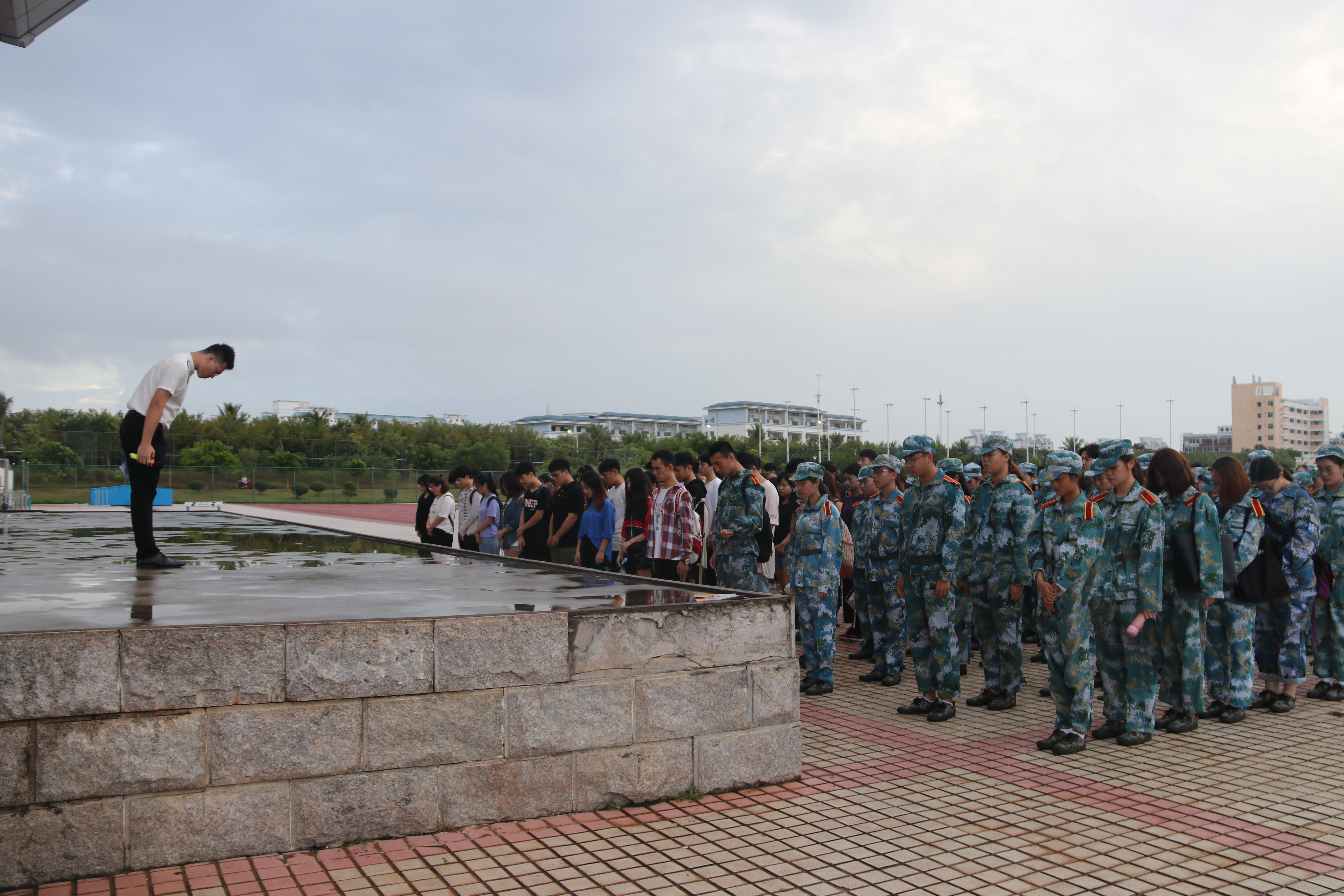 勿忘国耻   振兴中华