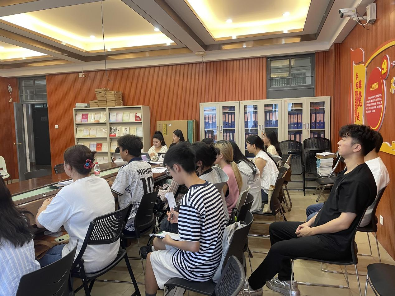  10月11日微党课学习