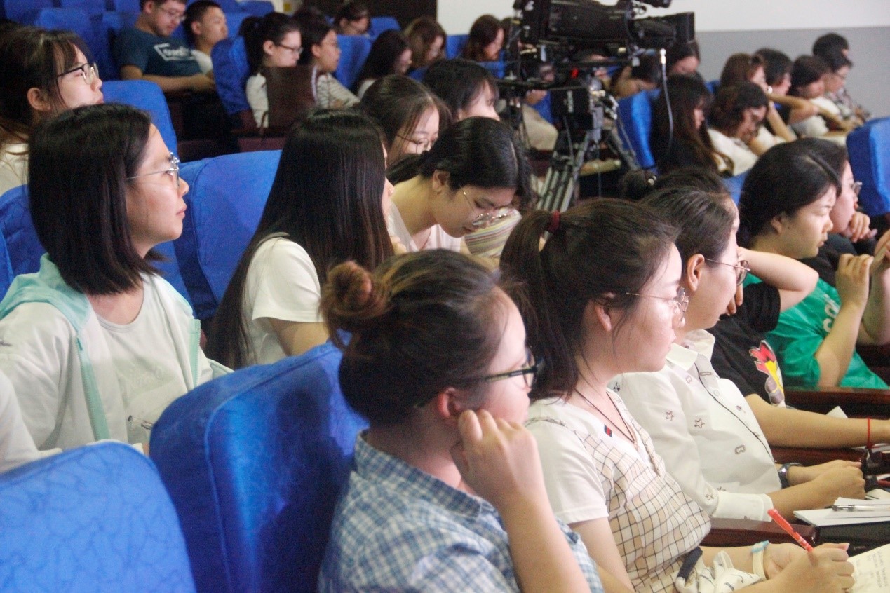 青年之声·记文学院“唐玄宗与盛唐诗坛”讲座