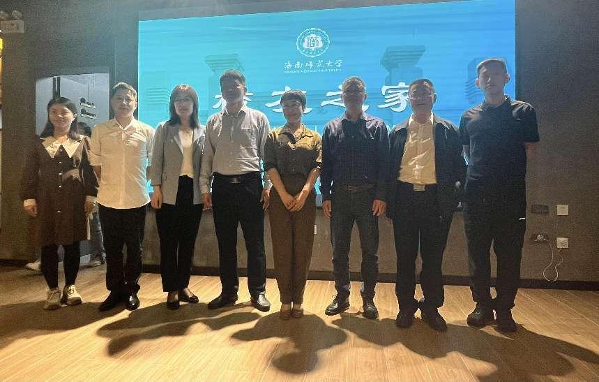 海南热带海洋学院黄飞主任一行到我处座谈交流