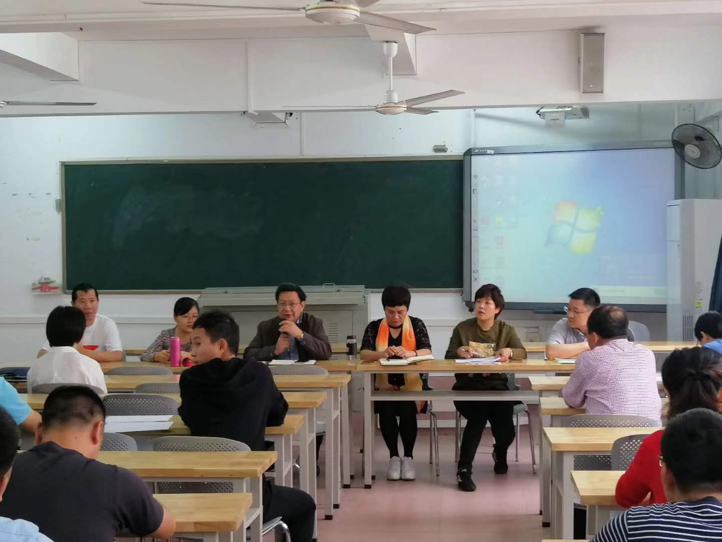化学与化工学院召开新学期工作部署会议