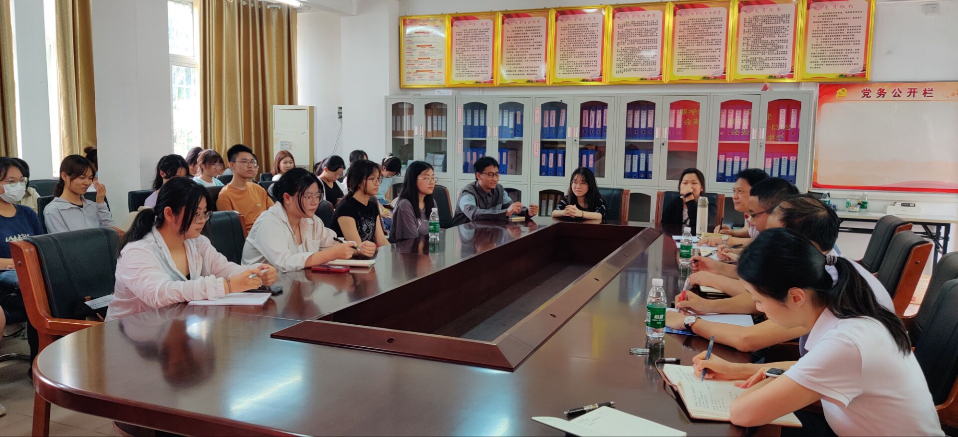 生命科学学院召开2023-2024学年第二学期学生代表教学座谈会