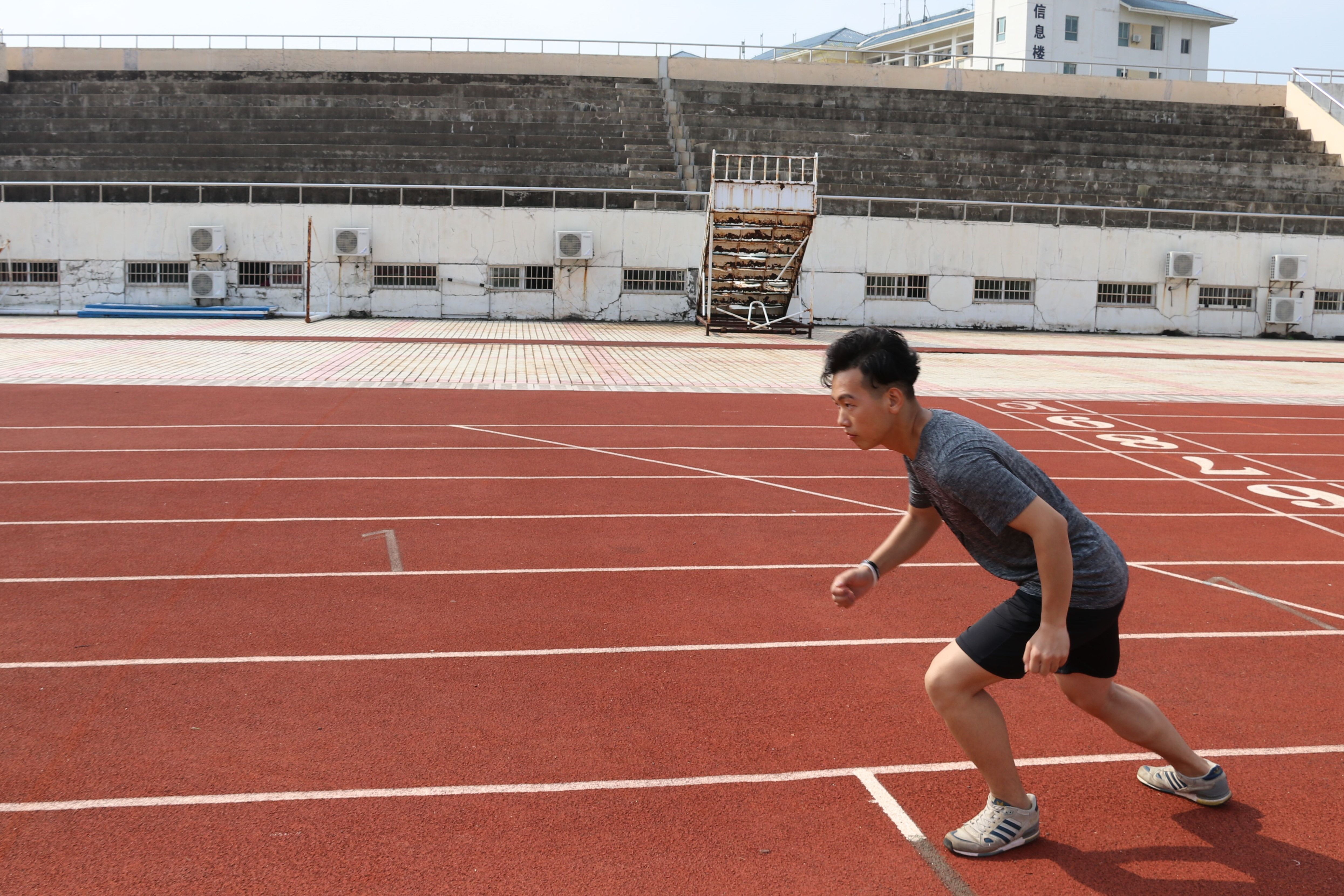青春无畏 逐梦扬威