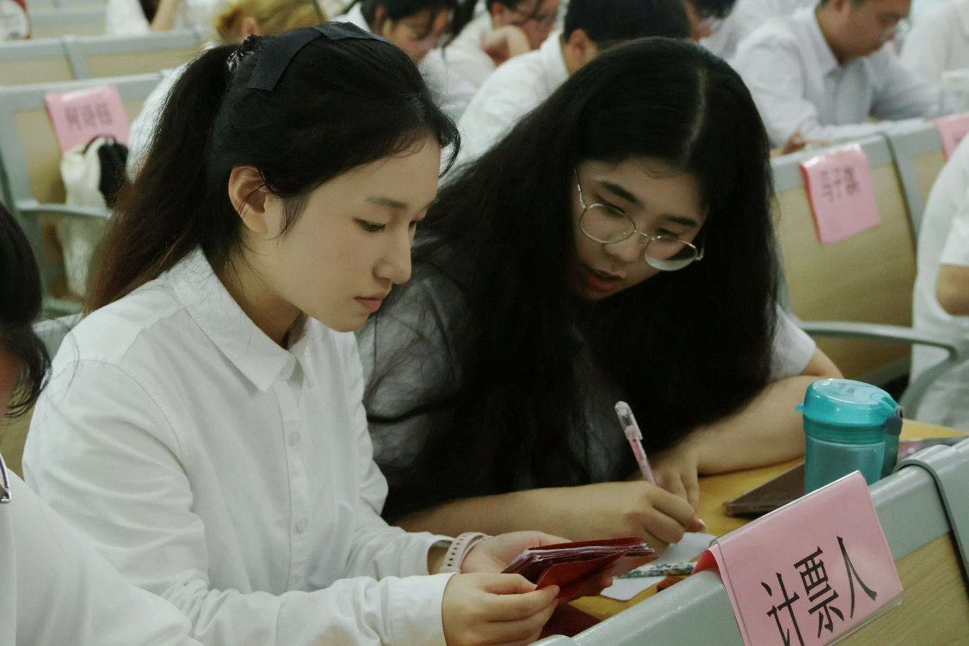 青年之声｜记海南师范大学历史文化学院第五届学生代表大会