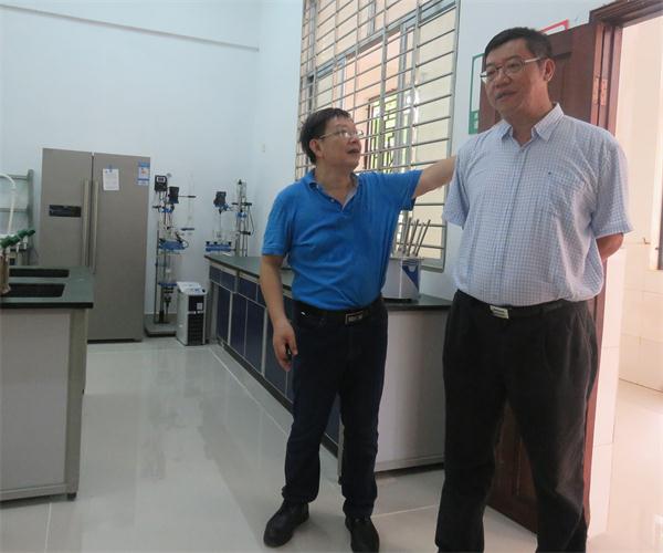 林强校长和李森副校长到我院指导本科教学审核预评估工作