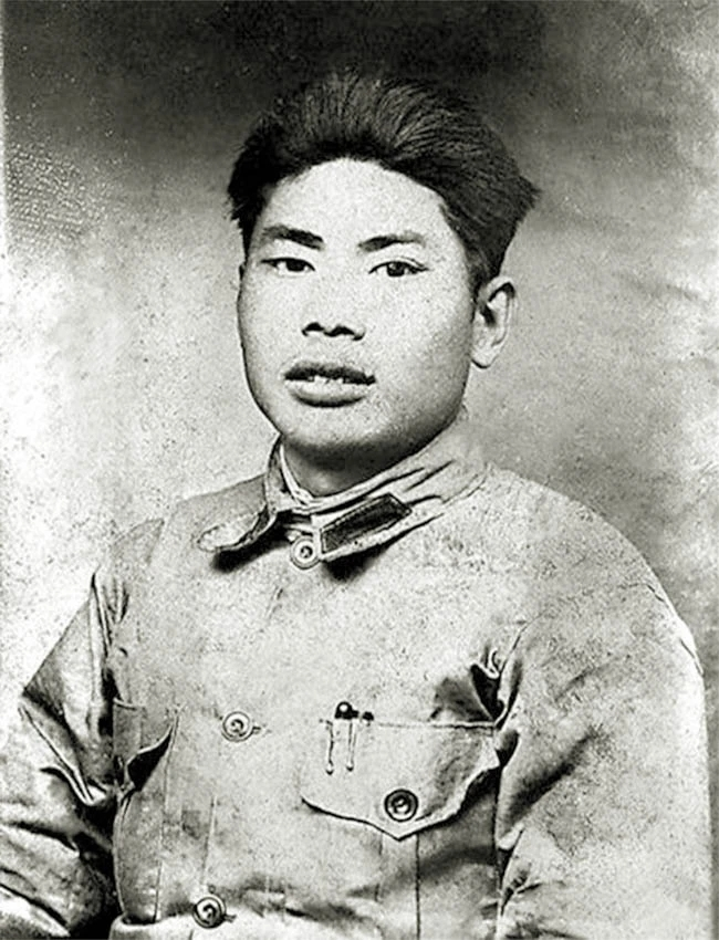 长征路上的先锋――杨得志