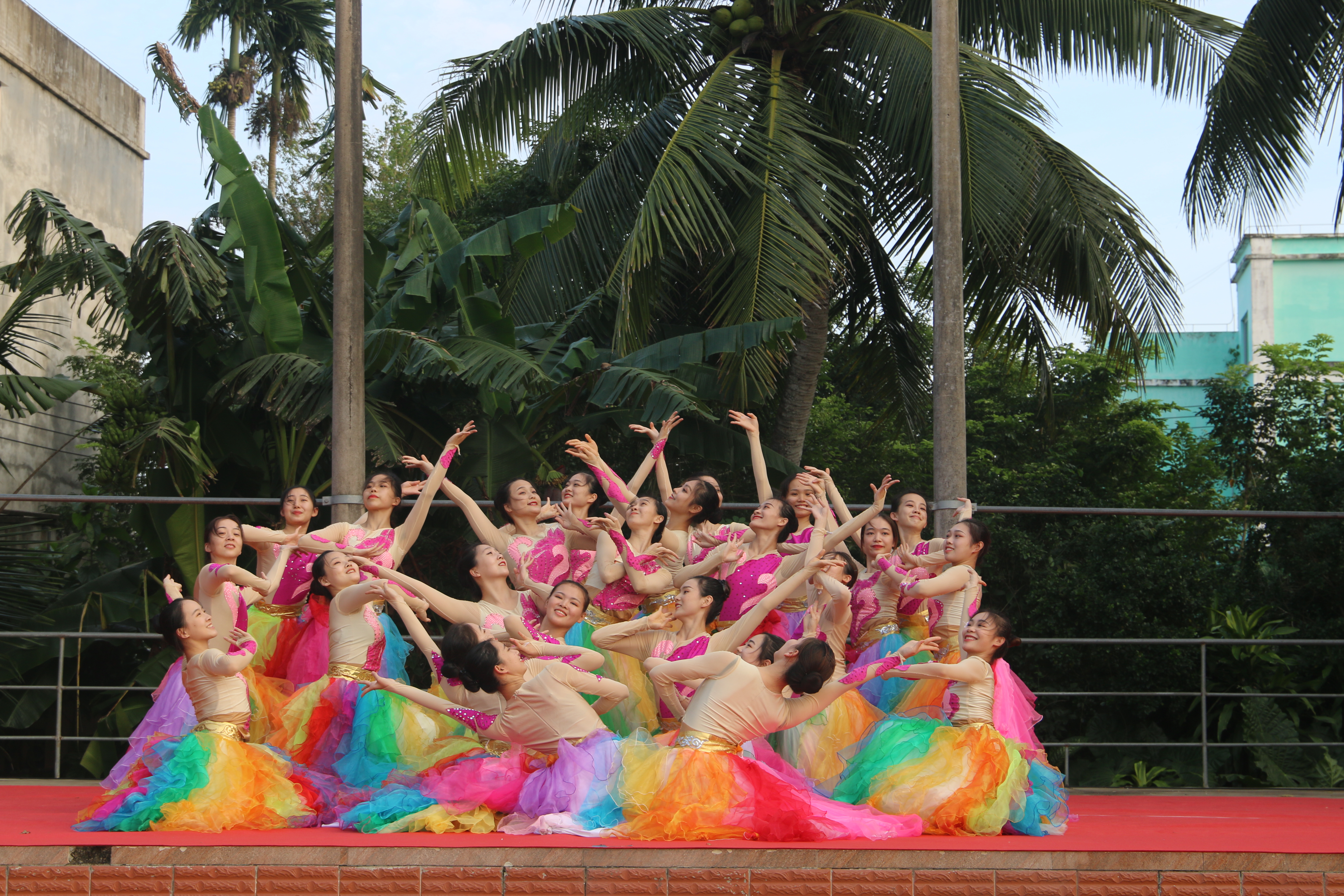 海师音乐学院:把党的惠民政策送到基层百姓心坎上