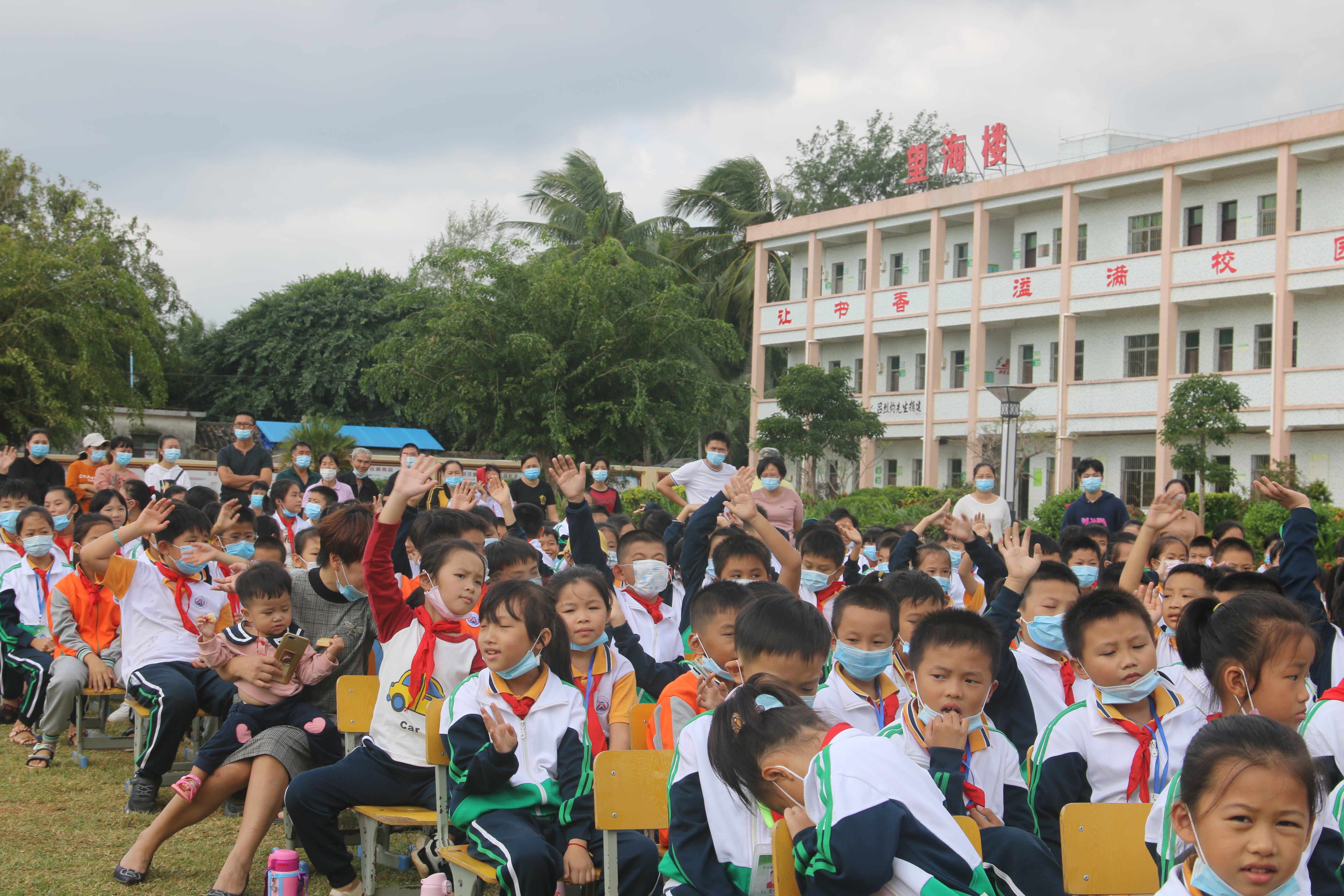 海师音乐学院:把党的惠民政策送到基层百姓心坎上