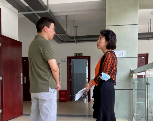 学院领导推门听课，助推青年教师成长