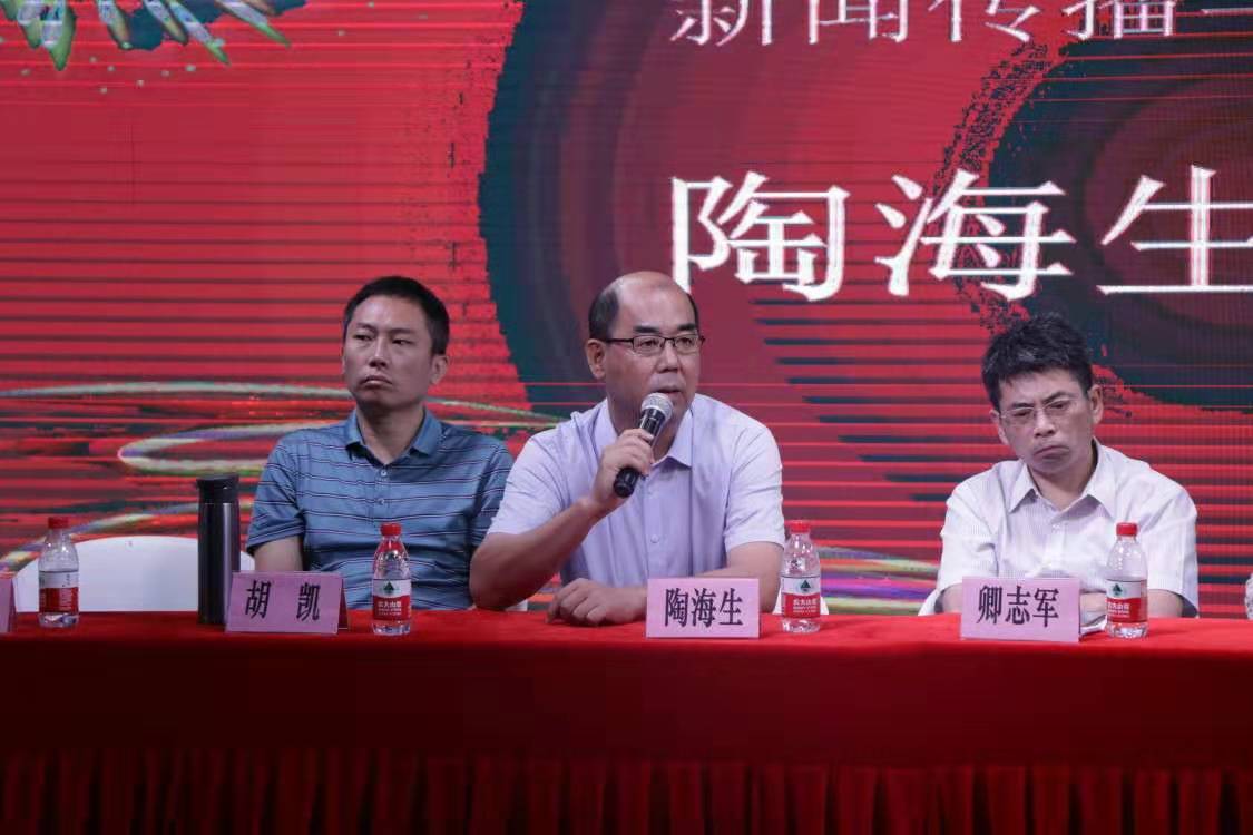 青春昂扬,扬帆起航——记新闻传播与影视学院迎接220名2019级本科新生