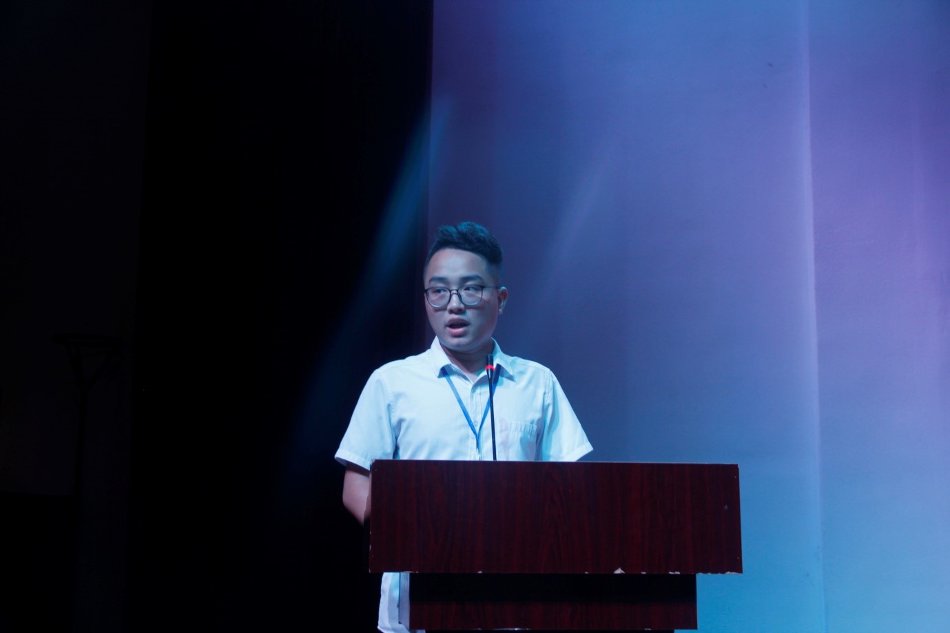 携手共同进退，不负韶光年华——记文学院2018-2019学年学生干部受聘