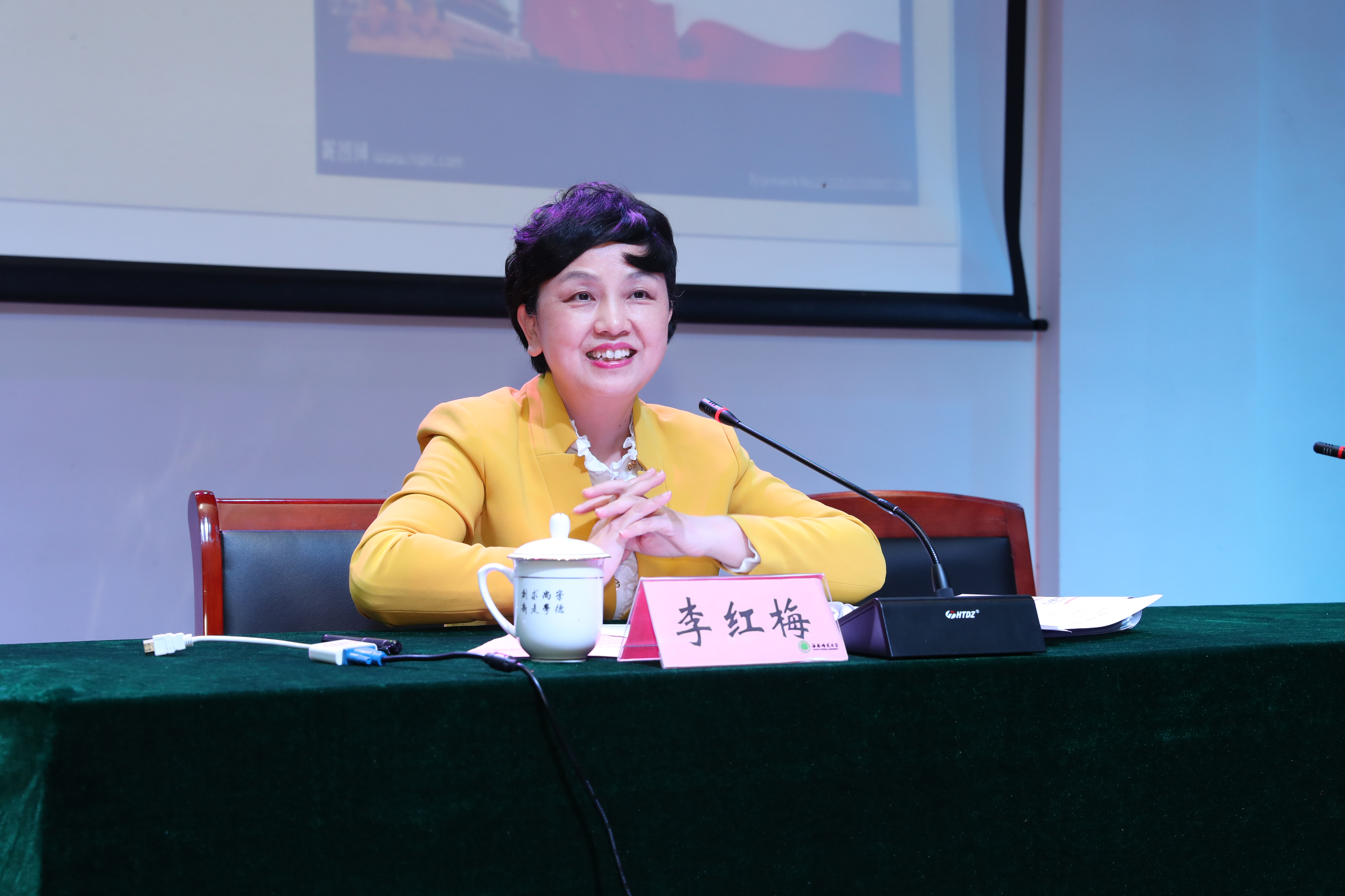 我校新时代琼崖理论传习所开展校级专题宣讲