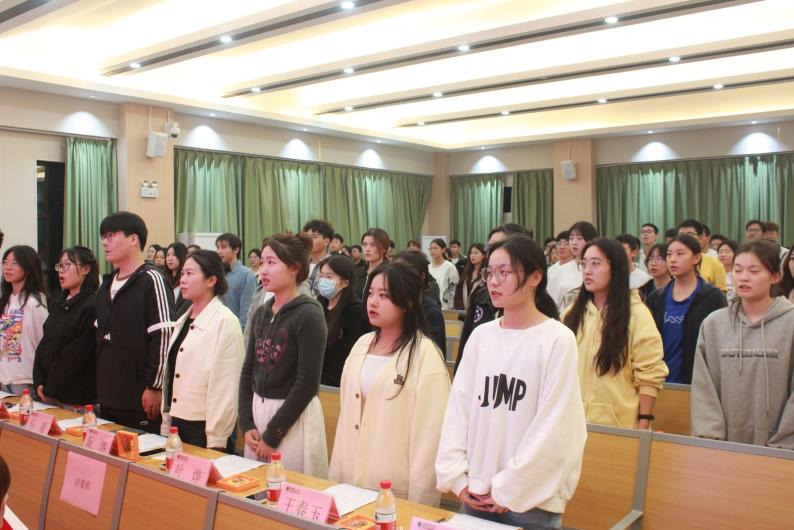“坚定理想信念,凝聚青春力量” 主题团日活动汇报问答活动