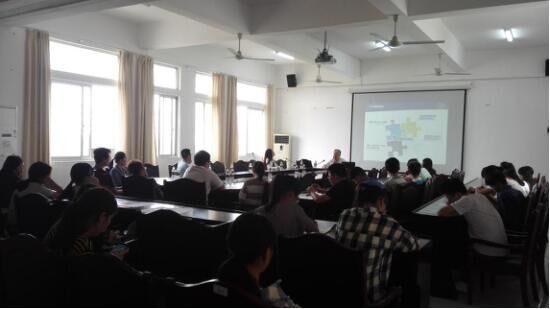 万全医药控股首席运营官翟志瑞一行莅临我院访问