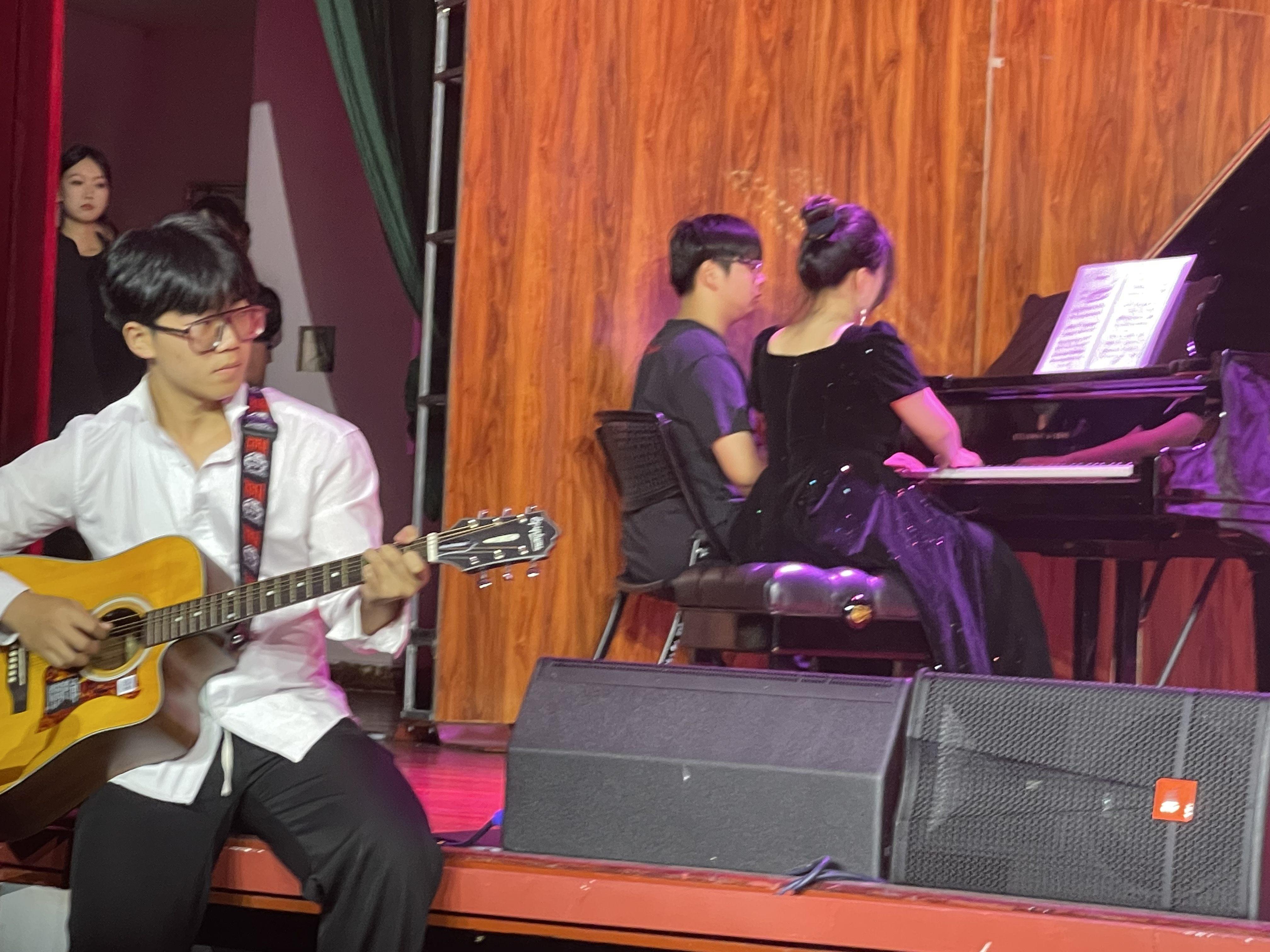 《我们的歌》21级音乐班级合唱音乐会