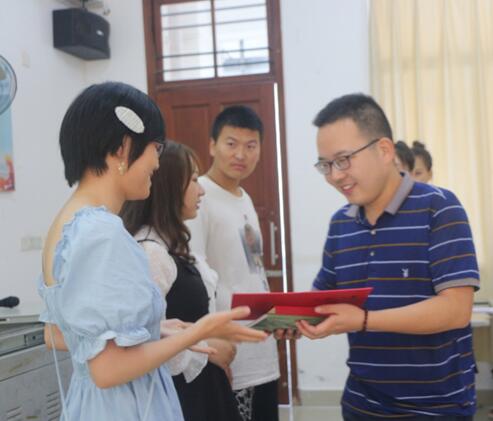 历史文化学院成果举办2020―2021学年院级教师技能大赛