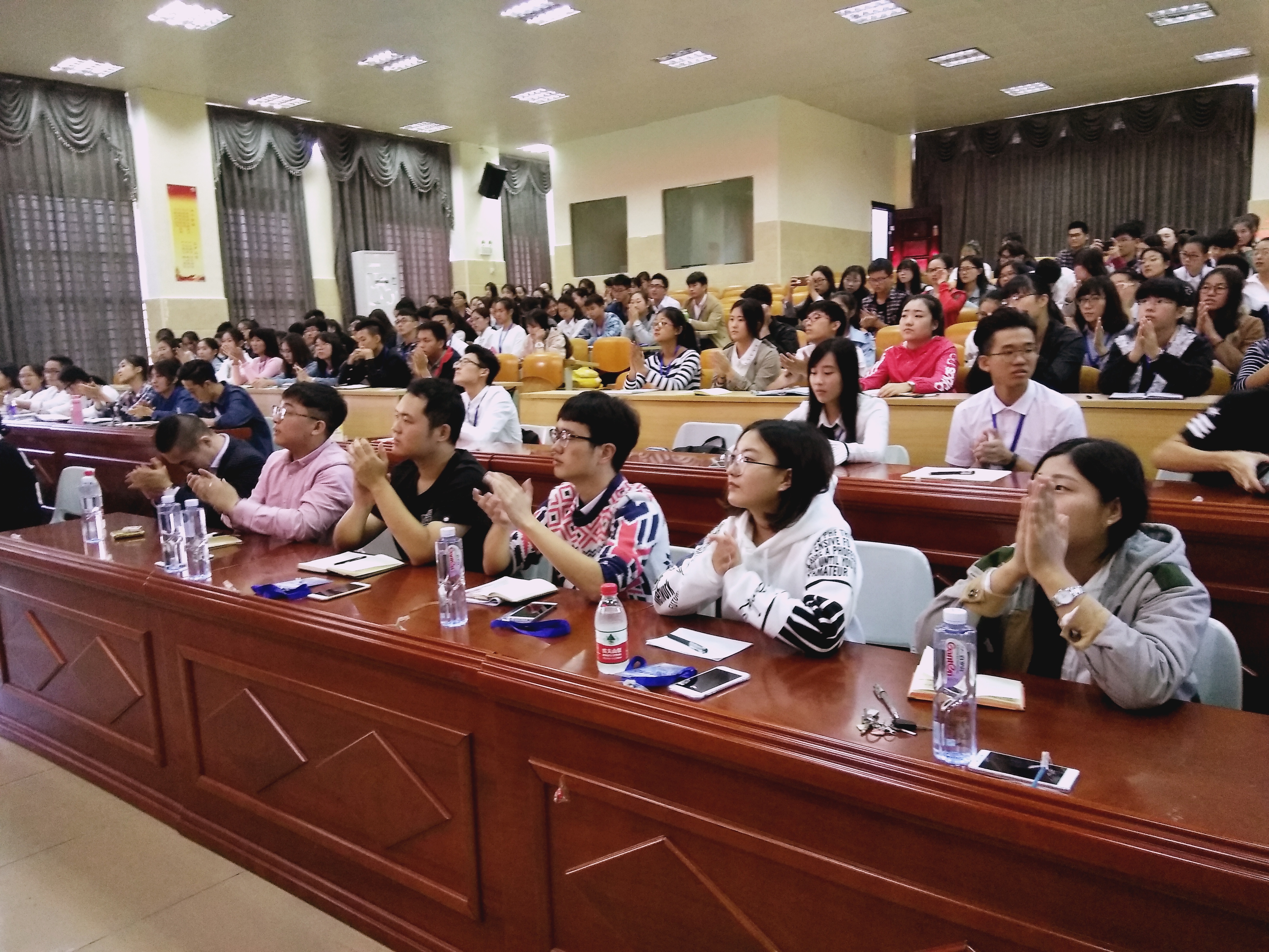 时代青年说 --记2016-2017学年文学院青年马克思主义者培养工程之学生干部培训