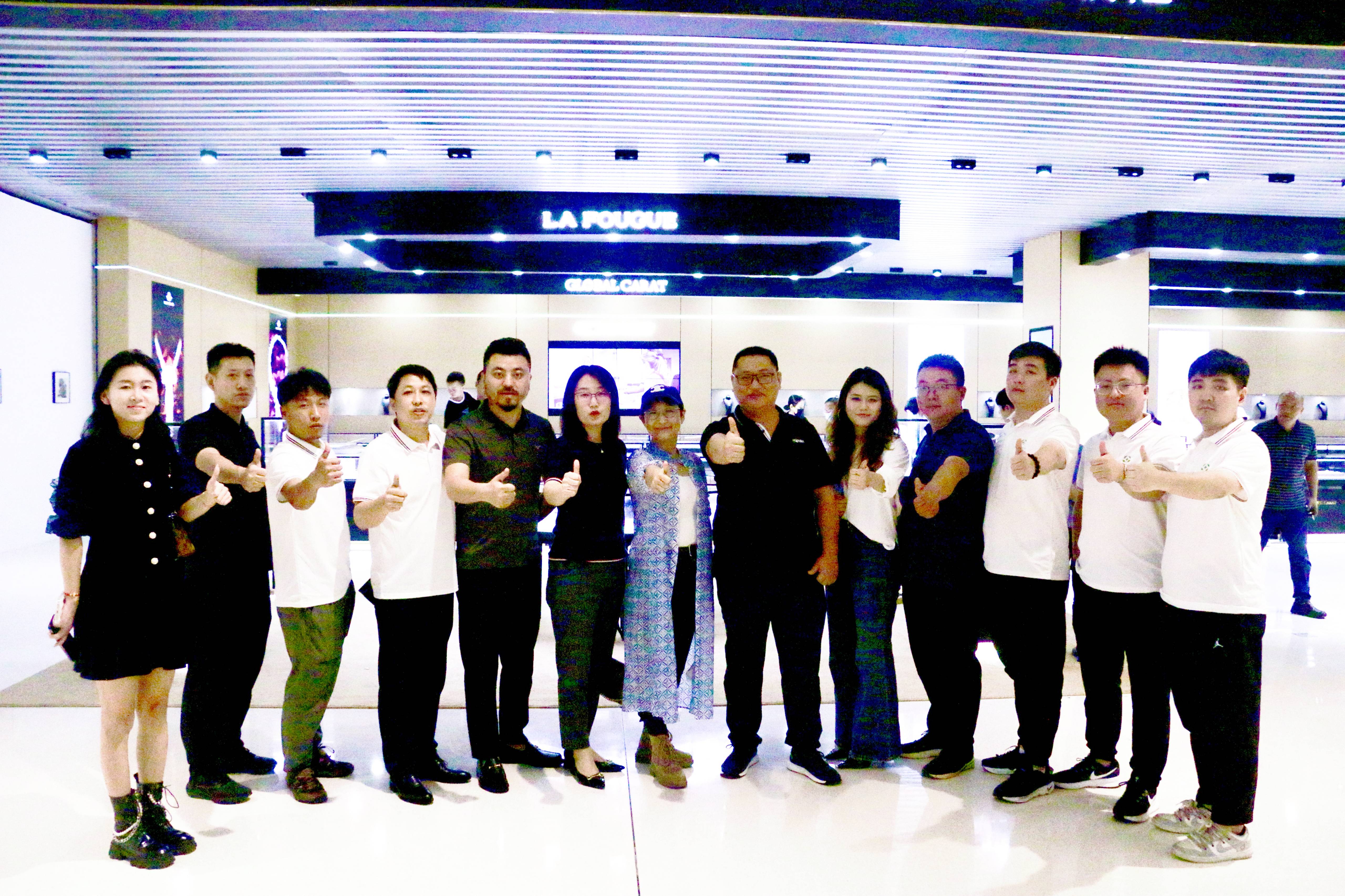 脚踏实地 共谋发展 未来可期——校友企业联谊会满月总结