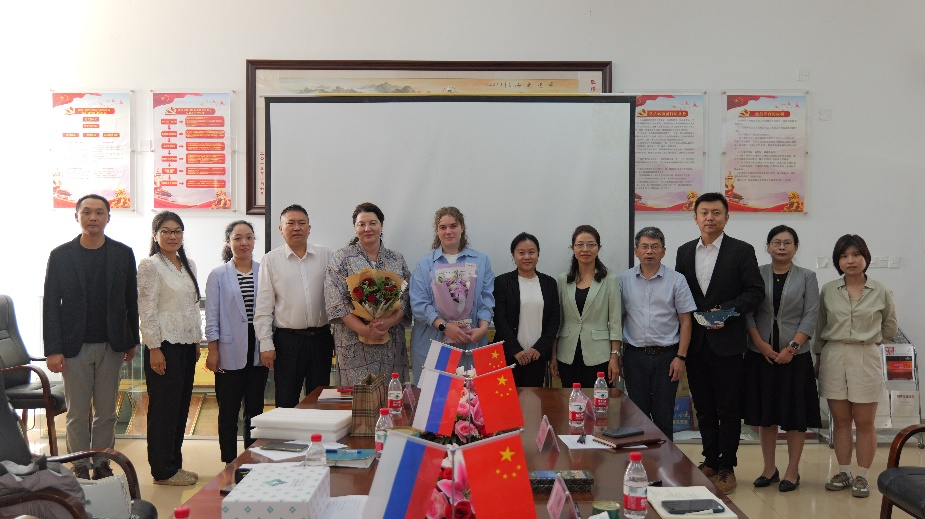 俄罗斯圣彼得堡国立电影电视大学代表团访问我校——共庆建校75周年