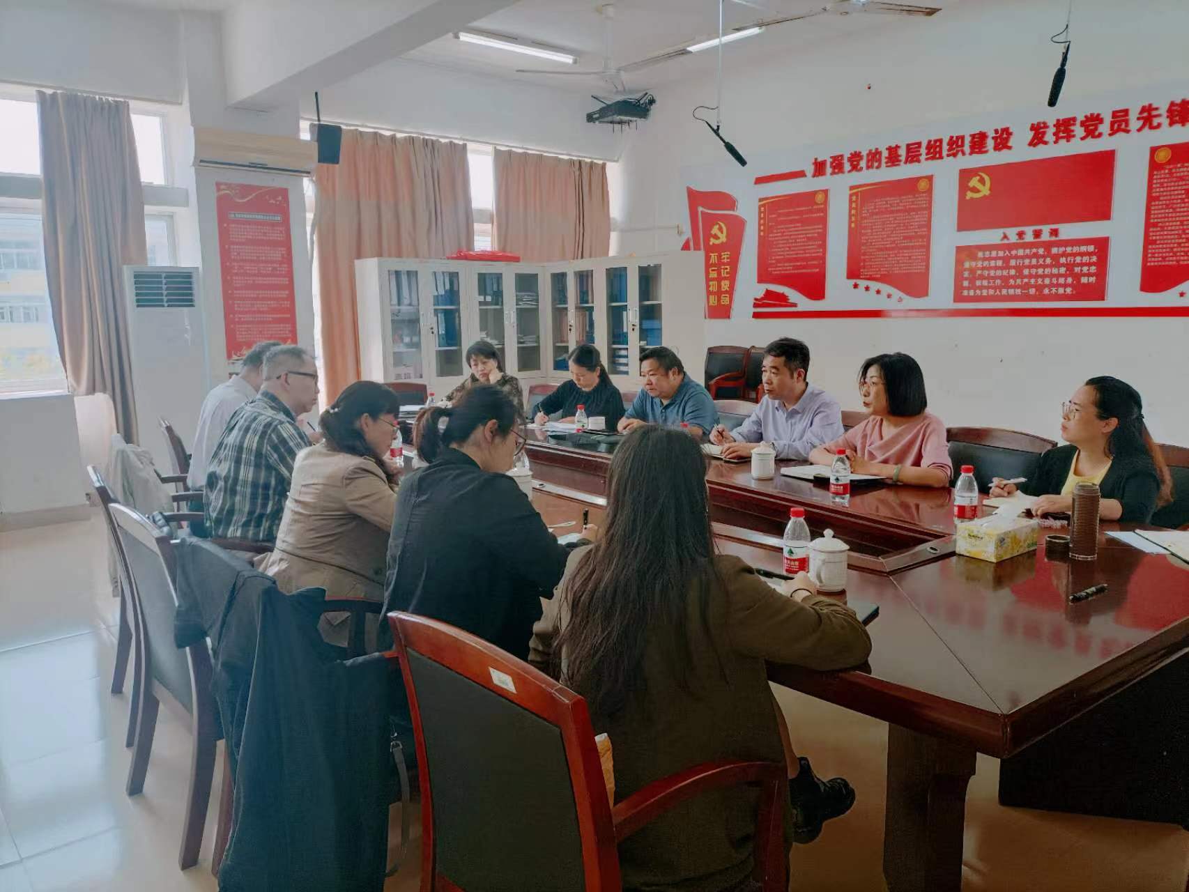 北京东方英伦国际教育信息技术研究院常务副院长吴江一行到我院交流