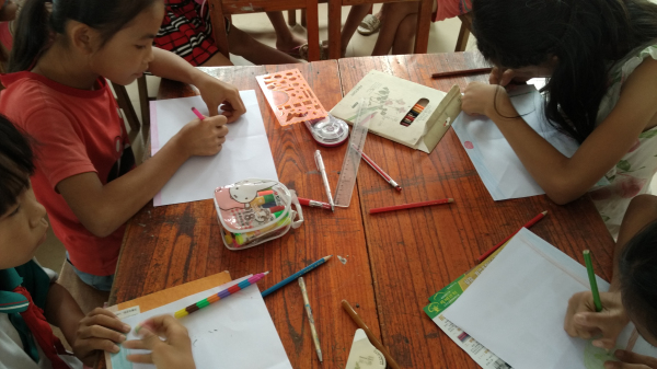 肩负责任，用心教授，微笑服务