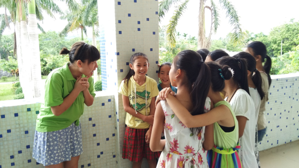 肩负责任，用心教授，微笑服务