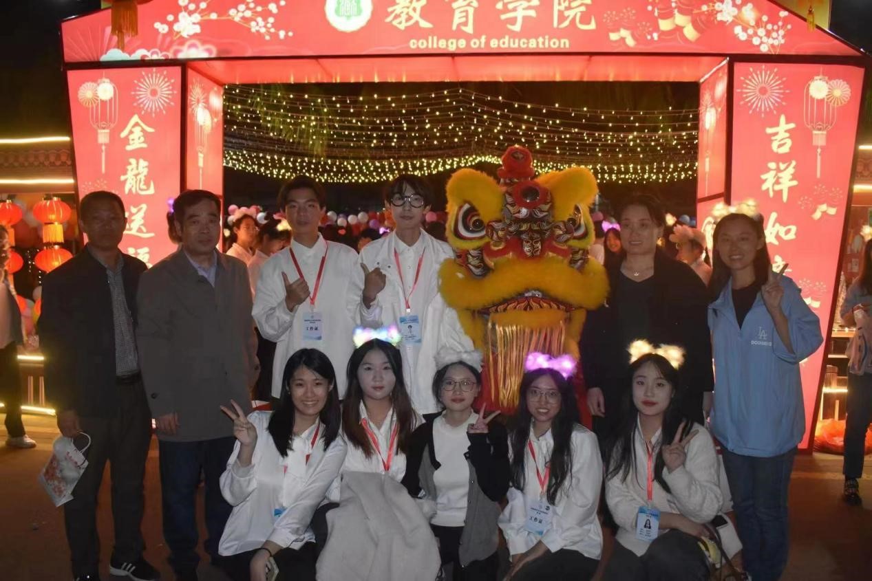 教育学院团委学生会举办庆新年游园活动