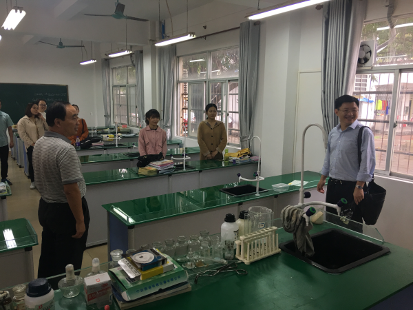 【化学与化工学院实习走访】——陵水中学