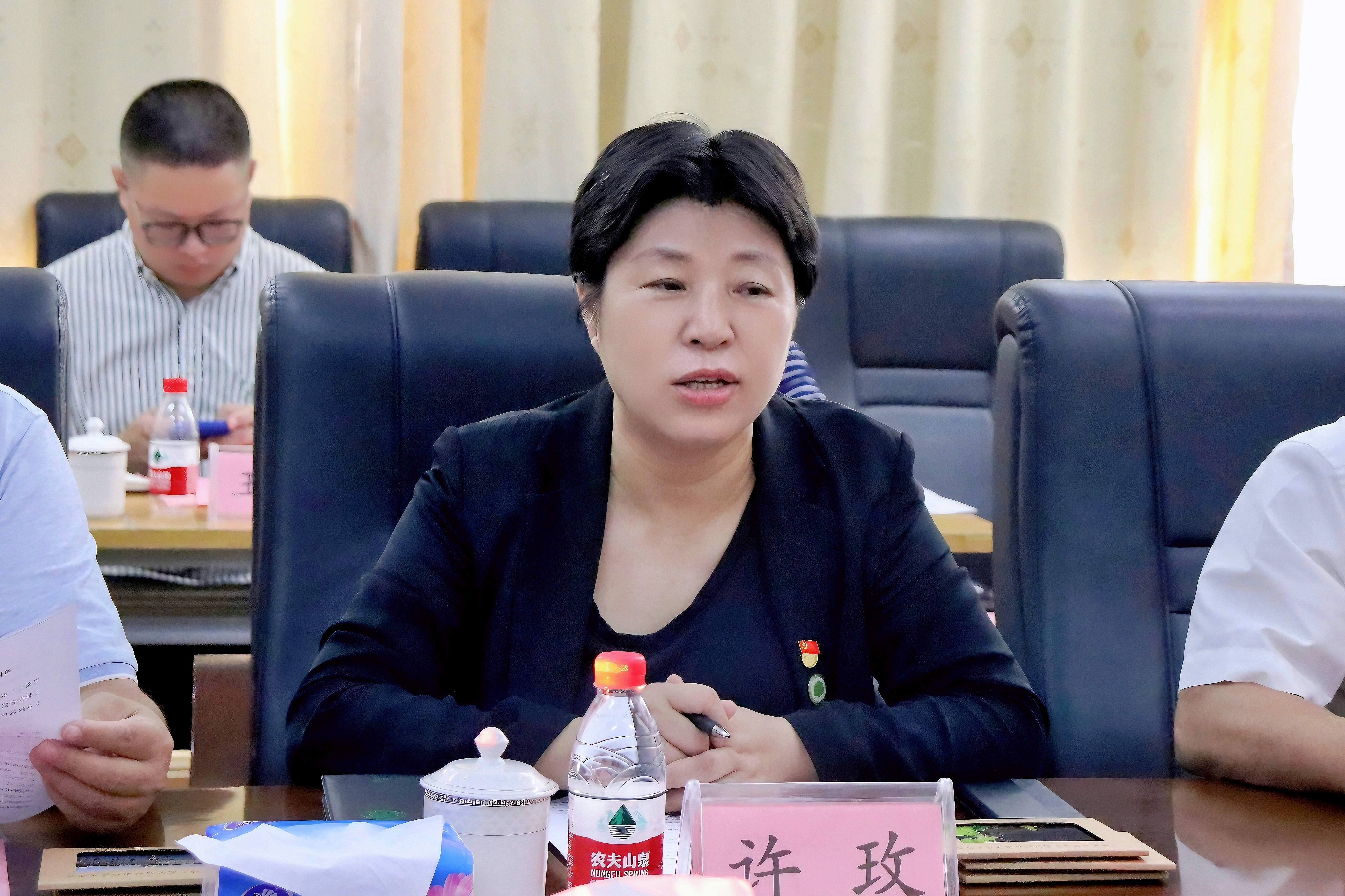 许玫到我院开展党建工作调研