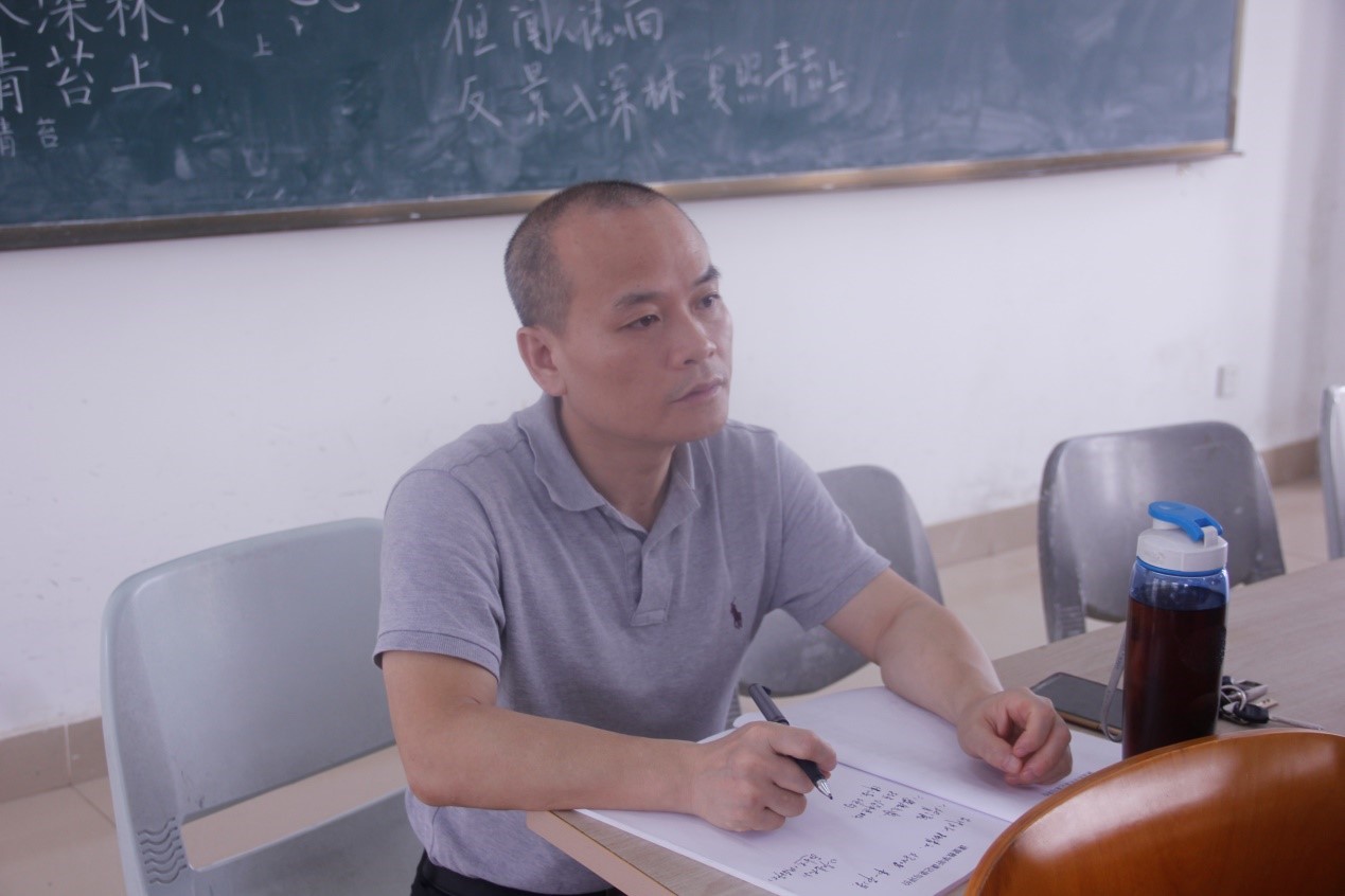 落实评估检查,促进教学提升——记文学院教学评估检查