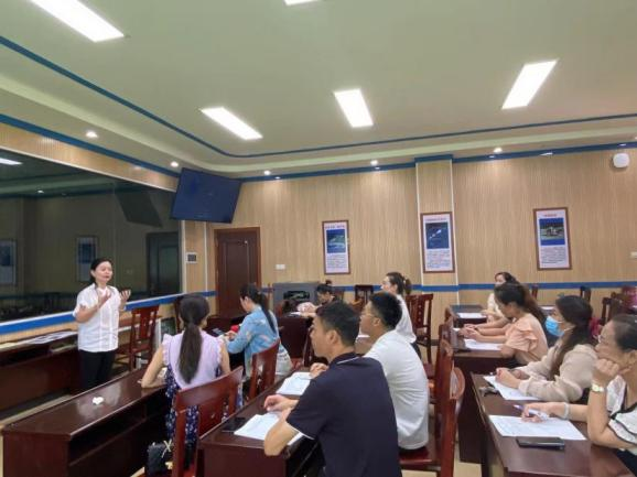 音乐学院师生推进“椰苗美育行动计划”进白沙