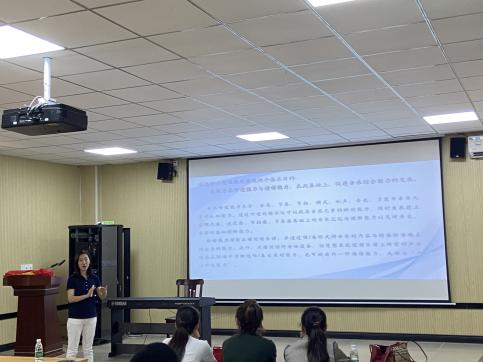 音乐学院师生推进“椰苗美育行动计划”进白沙