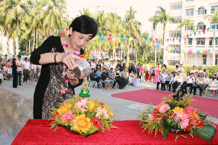 1428973445893081.jpg 008.jpg