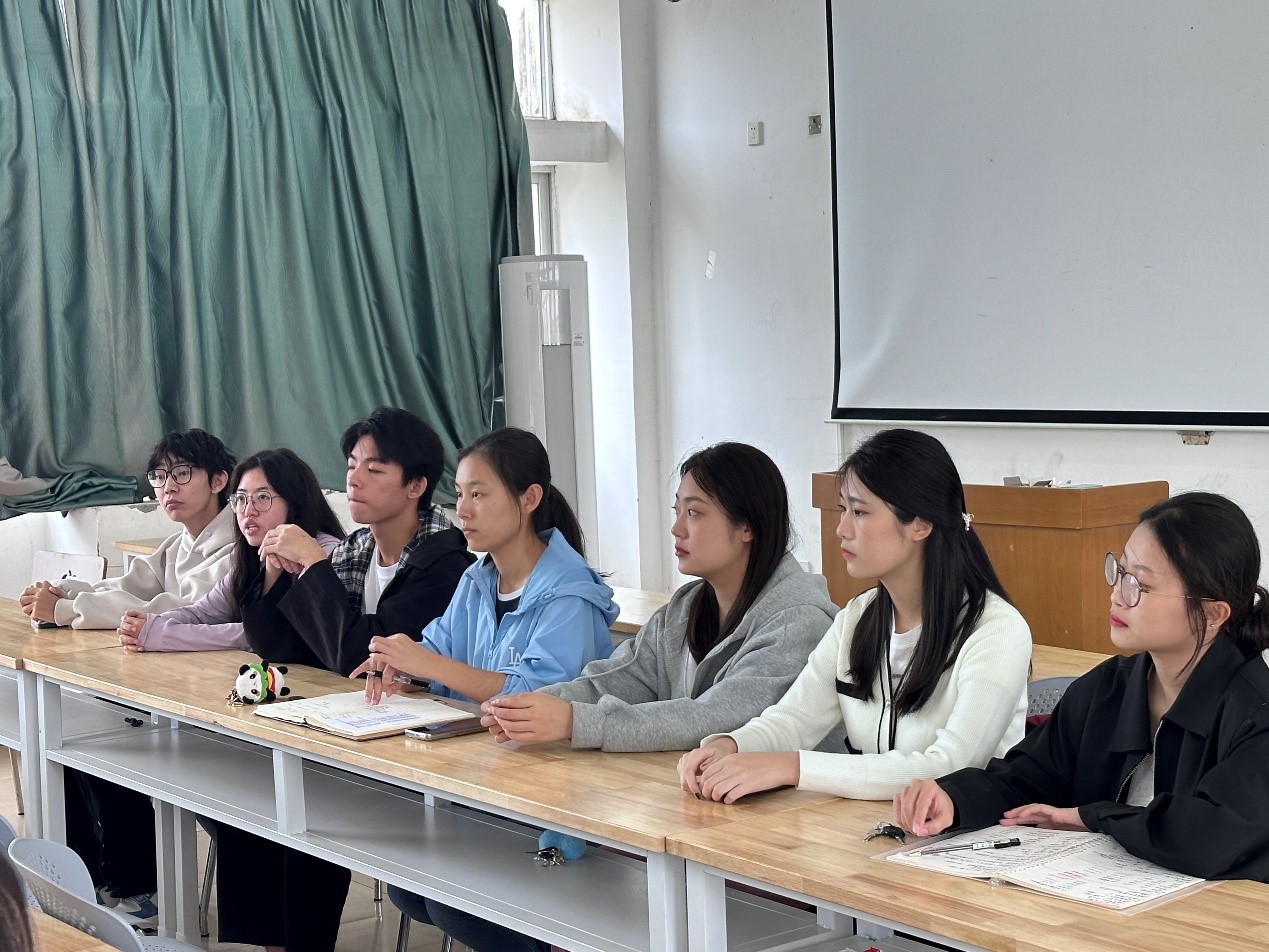 教育学院召开新学期团学例会