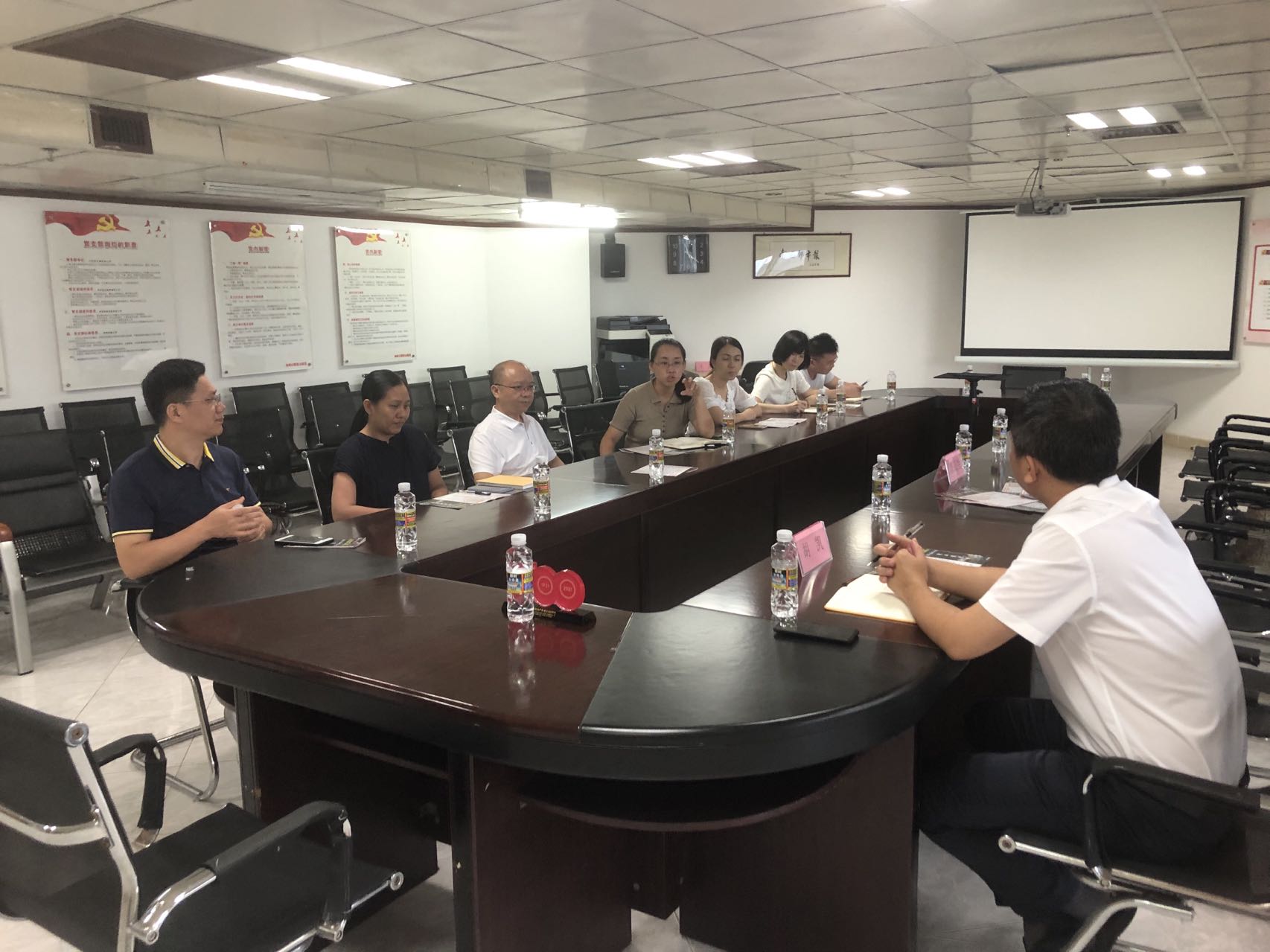 校友互动——我院副院长胡凯赴南海网洽谈深度合作