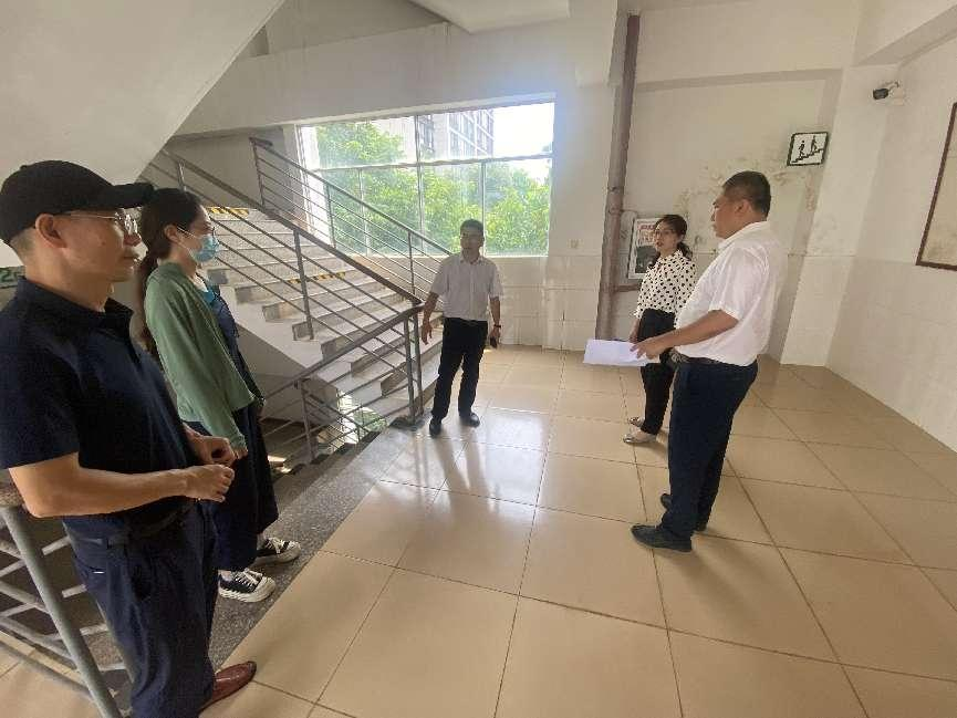 防御台风“魔蝎”——学院开展实验室专项检查